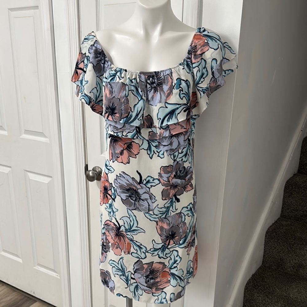 EVERLY Floral Off-Shoulder Dress Size L